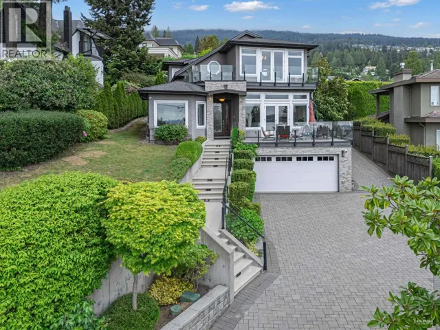 2567 LAWSON AVENUE, West Vancouver, British Columbia V7V2G1