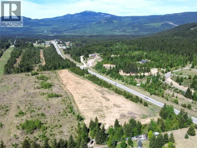 640E YELLOWHEAD Highway, Clearwater, British Columbia V0E1N1