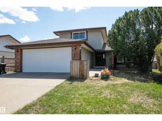 6 WOODFIELD PL, Sherwood Park, Alberta T8A4A2