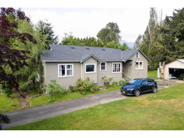 41793 YARROW CENTRAL ROAD, Yarrow, Yarrow, British Columbia V2R5G3