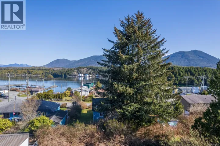 1767 Cedar Rd, Ucluelet, British Columbia V0R3A0
