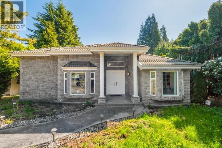 6030 ELGIN AVENUE, Burnaby, British Columbia V5H3S4