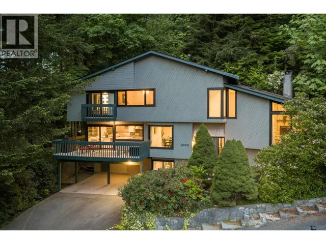 2086 RIVERGROVE PLACE, North Vancouver, British Columbia V7H2L4