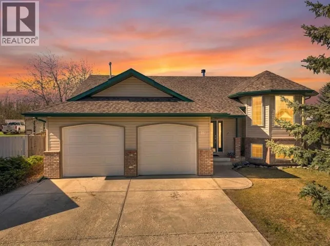10 Fern Close, Sylvan Lake, Alberta T4S1Y5