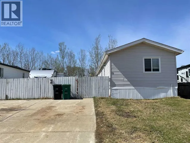 12 Dewberry Road, High Level, Alberta T0H1Z0