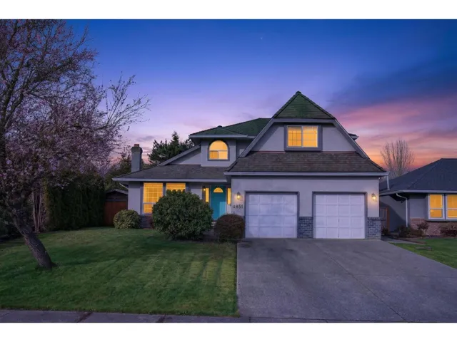 4851 208A STREET, Langley, British Columbia V3A5X9