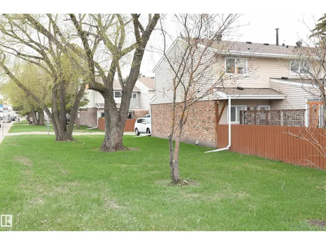 6706 36A AV NW, Edmonton, Alberta T6K1S3