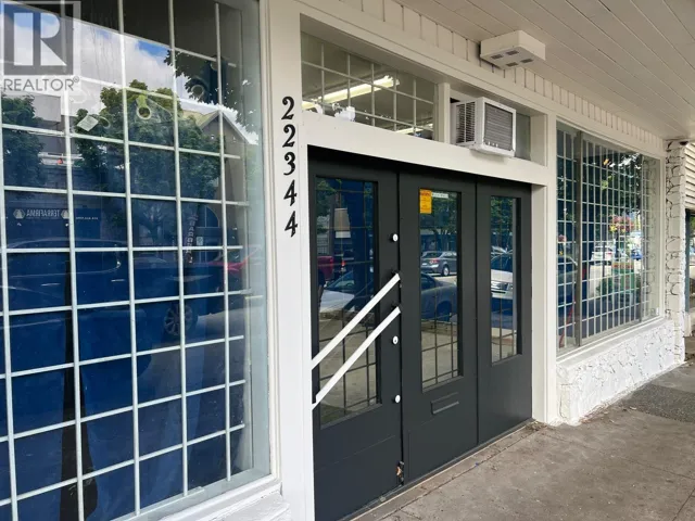 2nd Floor 22344 LOUGHEED HIGHWAY, Maple Ridge, British Columbia V2X2T4