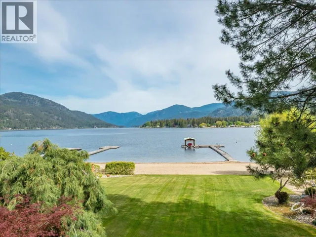 100 Sandner Road, Christina Lake, British Columbia V0H1E0