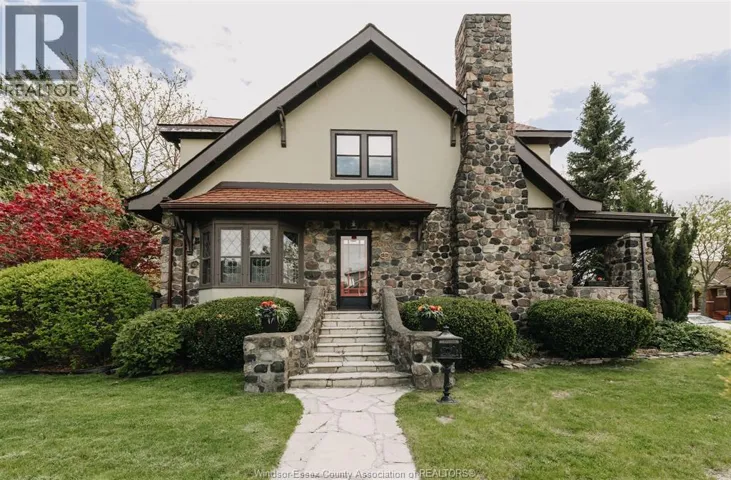 908 Dawson ROAD, Windsor, Ontario N8Y4A4