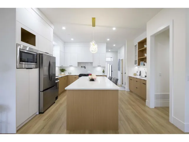 7699 197 STREET, Langley, British Columbia V2Y3T4