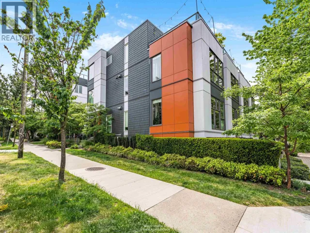 627 VICTORIA DRIVE, Vancouver, British Columbia V5L0C3