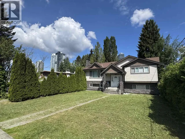 589 FOSTER AVENUE, Coquitlam, British Columbia V3J2L6