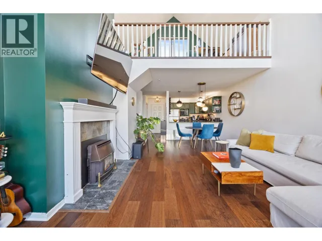 406 48 RICHMOND STREET, New Westminster, British Columbia V3L5P4
