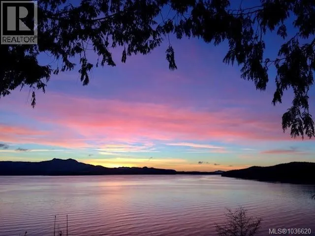 490 2nd St, Sointula, British Columbia V0N3E0