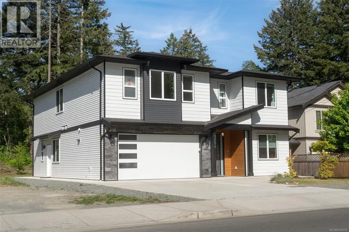 5254 Sherbourne Dr, Nanaimo, British Columbia V9T3J1