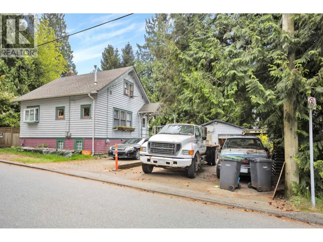516 WEBSTER AVENUE, Coquitlam, British Columbia V3J2H6