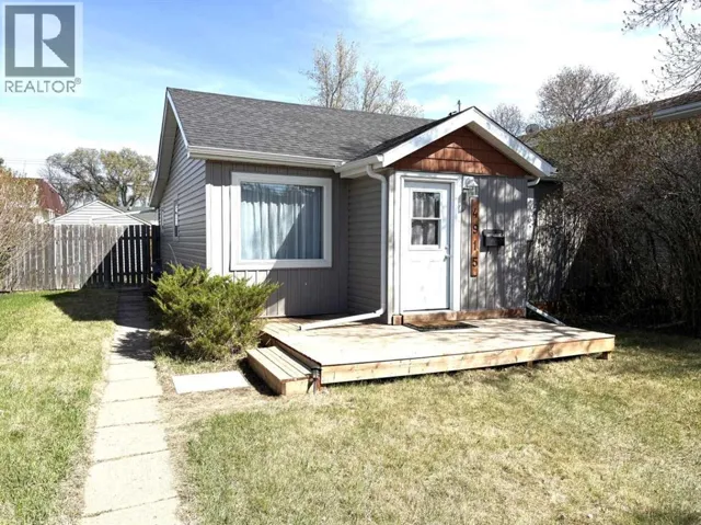 4915 46 Street, Camrose, Alberta T4V1G9