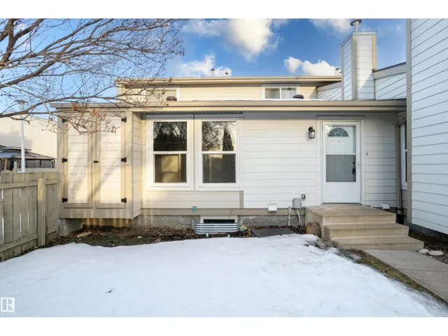 7032 MILL WOODS RD NW, Edmonton, Alberta T6K3M3