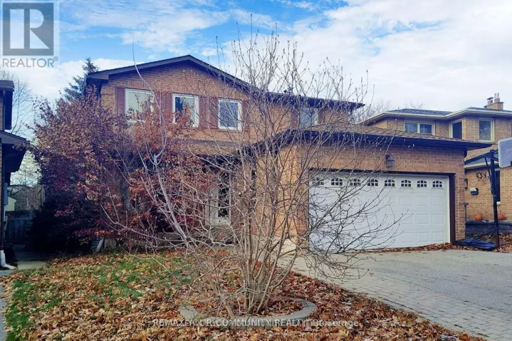 52 MCCALLUM DRIVE, Richmond Hill (North Richvale), Ontario L4C7S8