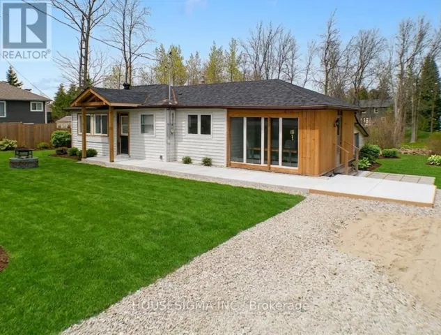 8892 BEACHWOOD ROAD, Wasaga Beach, Ontario L9Z2Y5