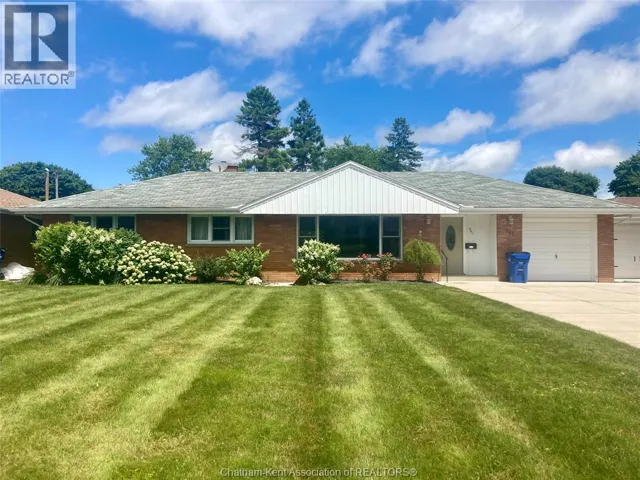 561 Lacroix STREET, Chatham, Ontario N7M2X3