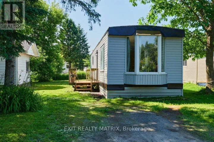 8930 LYNWOOD PARK PRIVATE, Ottawa, Ontario K0A1V0