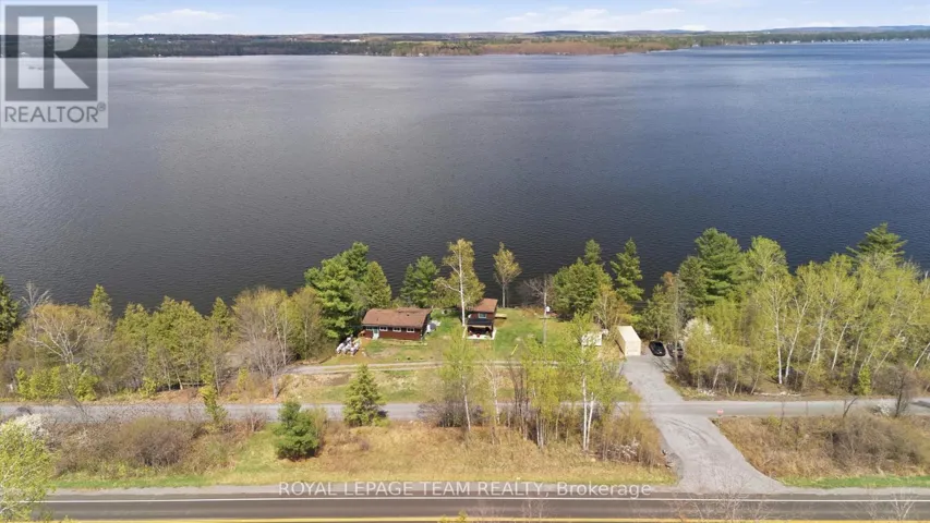 60 WRANGELL ROAD, McNab/Braeside, Ontario K0A1G0