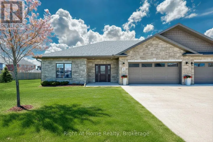 10 - 1050 WATERLOO STREET, Saugeen Shores, Ontario N0H2C3