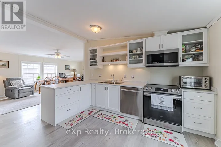 114 ROSEWOOD DRIVE, Georgian Bluffs, Ontario N4K5N5