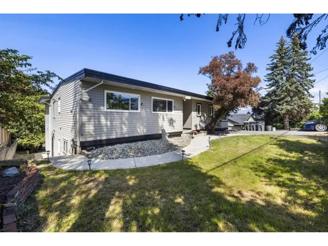 10347 125 STREET, Surrey, British Columbia V3V4Y6