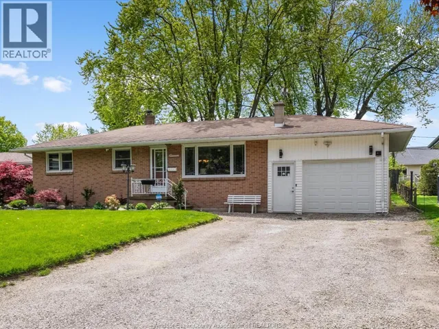 11 WARREN AVENUE, Leamington, Ontario N8H2R3