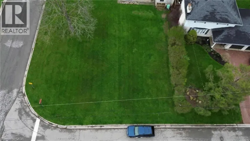 36 WALLIS Avenue, Smithville, Ontario L0R2A0