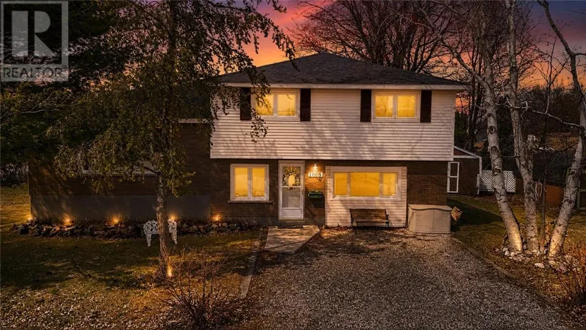 1618 Canterbury Street, Sudbury, Ontario P3A1J2