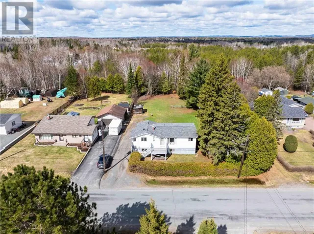 3065 Elm, Val Caron, Ontario P3N1E8