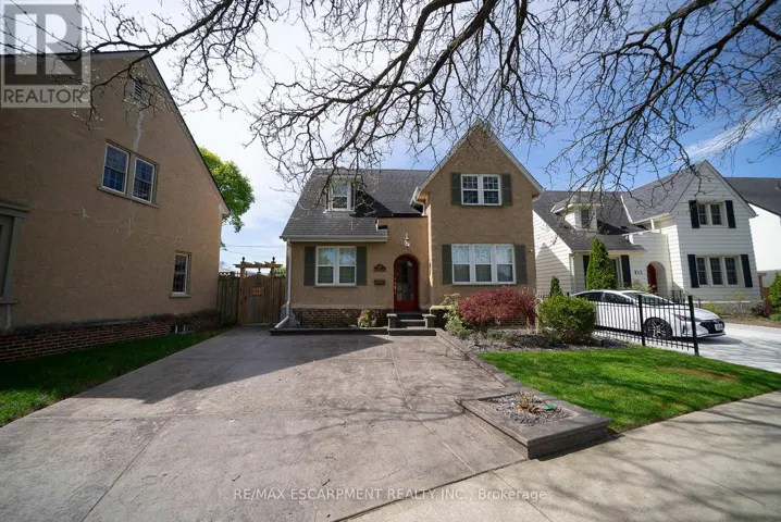 48 LINCOLN AVENUE, Brantford, Ontario N3T4S7