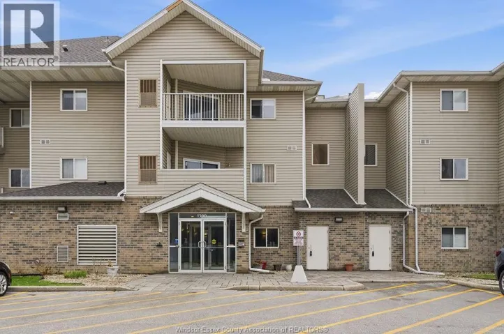 1390 LAUZON ROAD Unit# 222, Windsor, Ontario N8S3N1