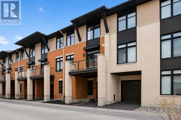 608 CHAPERAL PRIVATE, Ottawa, Ontario K4A0Y2