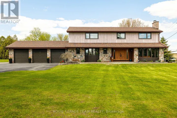 116 MAIN STREET, North Dundas, Ontario K0A2R0