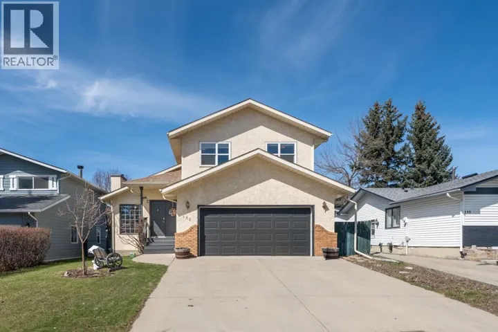 133 Carr Crescent, Okotoks, Alberta T1S1E5