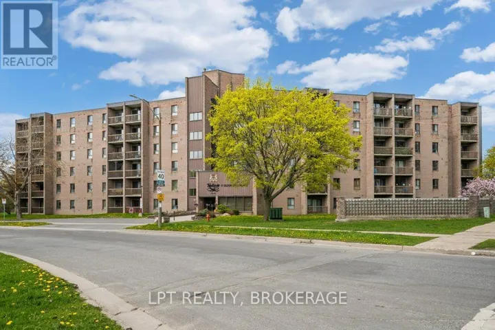 303 - 17 ELDON HALL PLACE, Kingston (Central City West), Ontario K7M7H5
