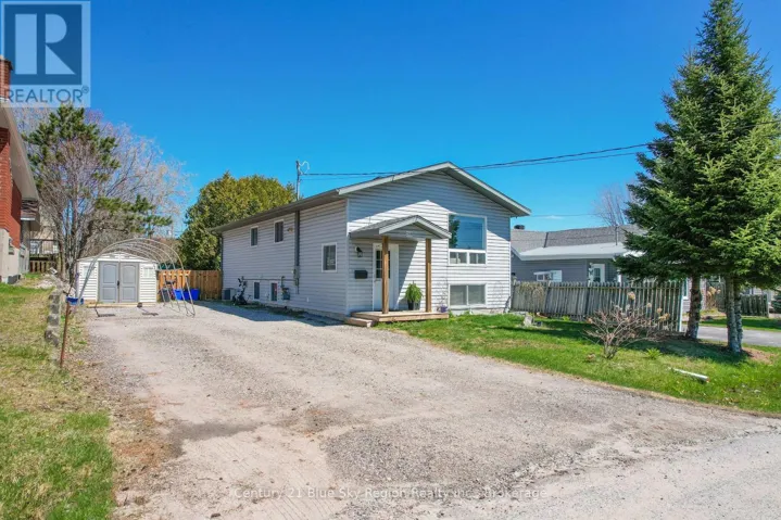 208 GOULD AVENUE, North Bay (Widdifield), Ontario P1B7C7