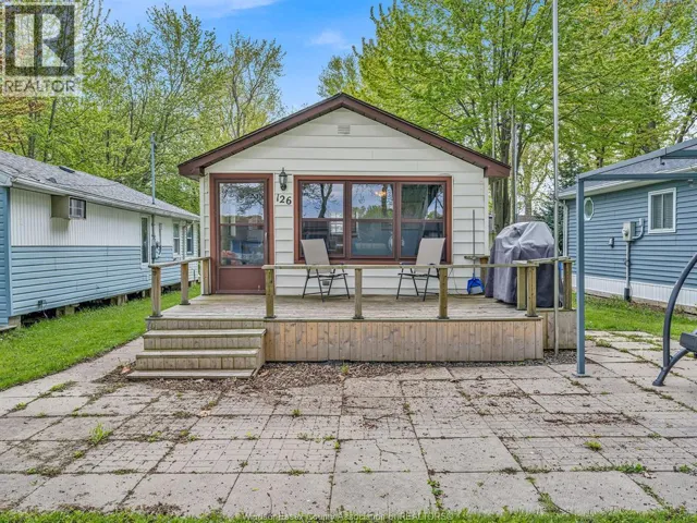 126 PLEASURE BEACH, Harrow, Ontario N0R1G0