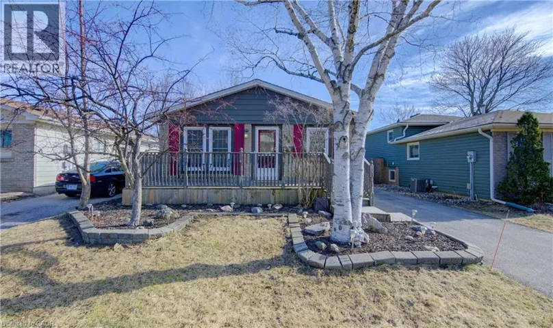 190 NATCHEZ Road, Kitchener, Ontario N2B3L2