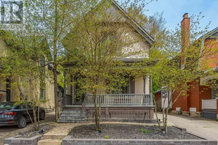 28 RENWICK AVENUE, London East (East B), Ontario N6A3V2