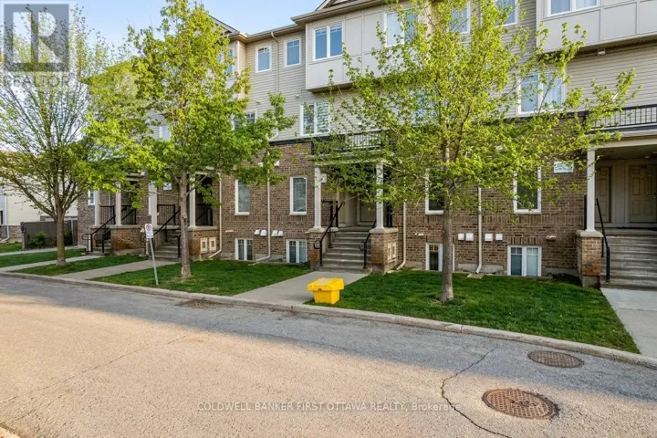 150 URBANCREST PRIVATE, Ottawa, Ontario T1P1L9