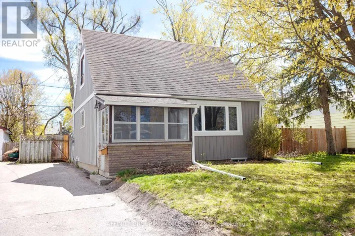 7 CHURCHILL CRESCENT, Kawartha Lakes (Lindsay), Ontario K9V3Y7