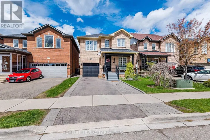 32 CONTINENTAL ROAD, Brampton (Fletcher's Meadow), Ontario L7A2E9