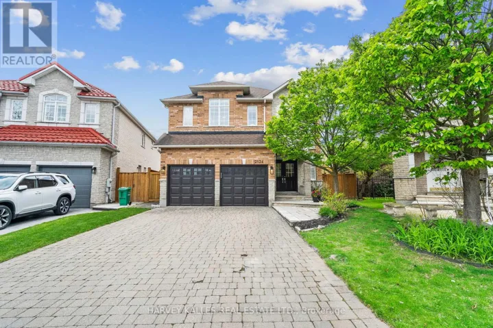 2134 DANUBE COURT, Mississauga (Sheridan), Ontario L5K2T1