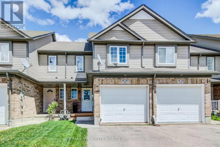 31 RED CLOVER CRESCENT, Kitchener, Ontario N2E4G8